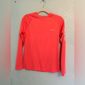 Columbia women’s long sleeve performance, sun protection shirt